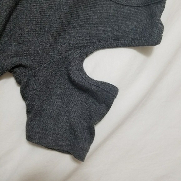 Ribbed cold shoulder tee - Picture 2 of 2